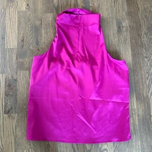 Heartloom Medium Fuchsia Halter Top
